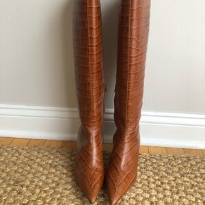 Mercedes Castillo Donique Boots. Size US 7.5